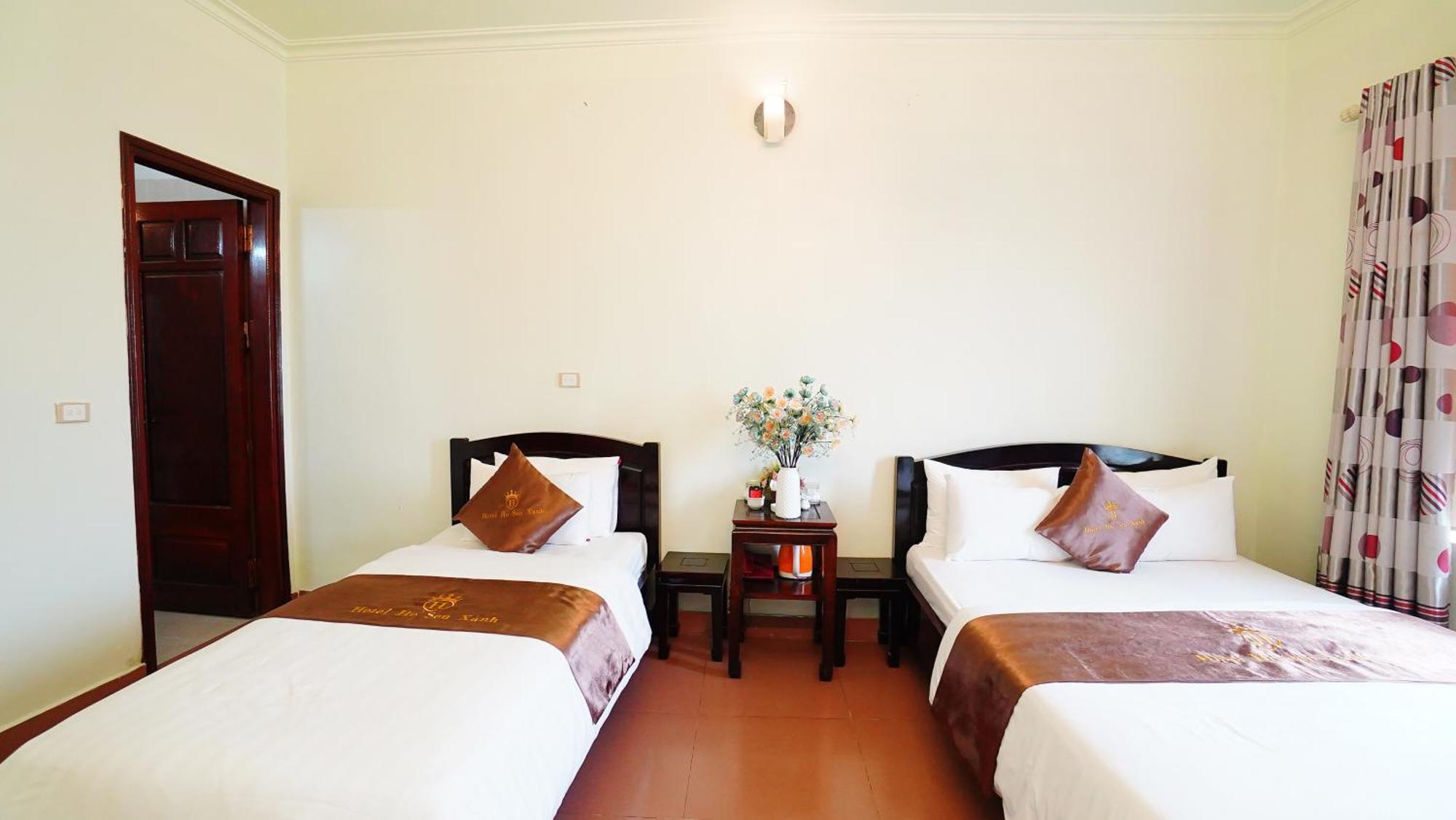 Ho Sen Xanh Hotel Ханой Екстер'єр фото