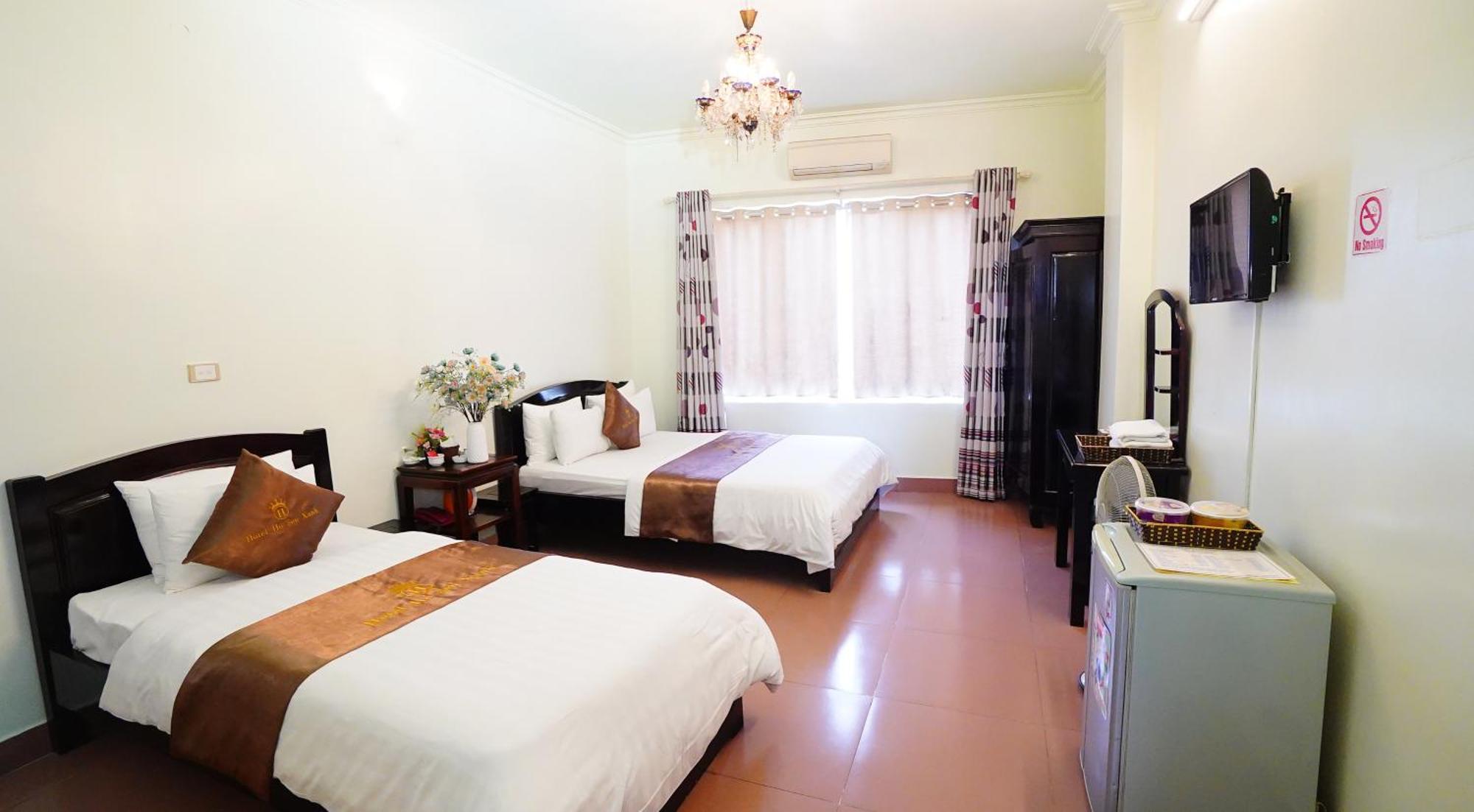 Ho Sen Xanh Hotel Ханой Екстер'єр фото