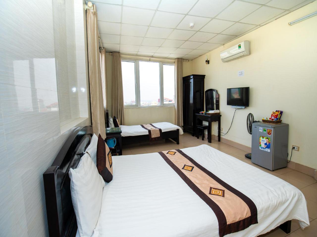 Ho Sen Xanh Hotel Ханой Екстер'єр фото